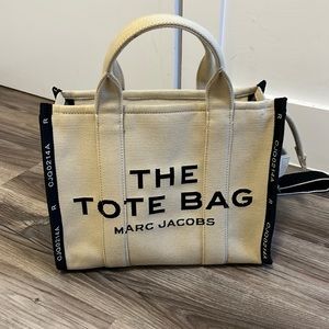 The Jacquard Medium Tote Bag